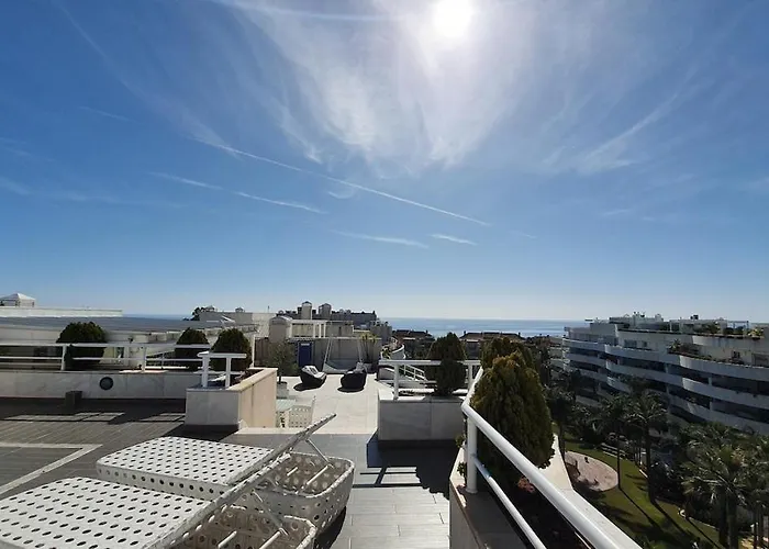 Amazing Modern Penthouse With Panoramic View